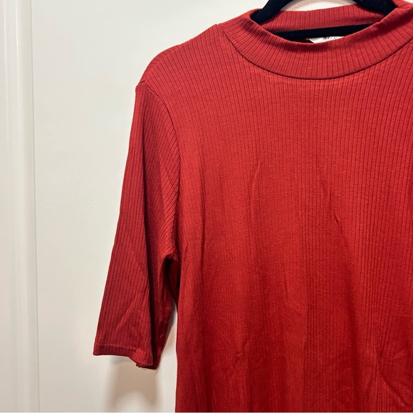 Cyrus Women's Long Sleeve Top in Rich Red - Picture 6 of 12
